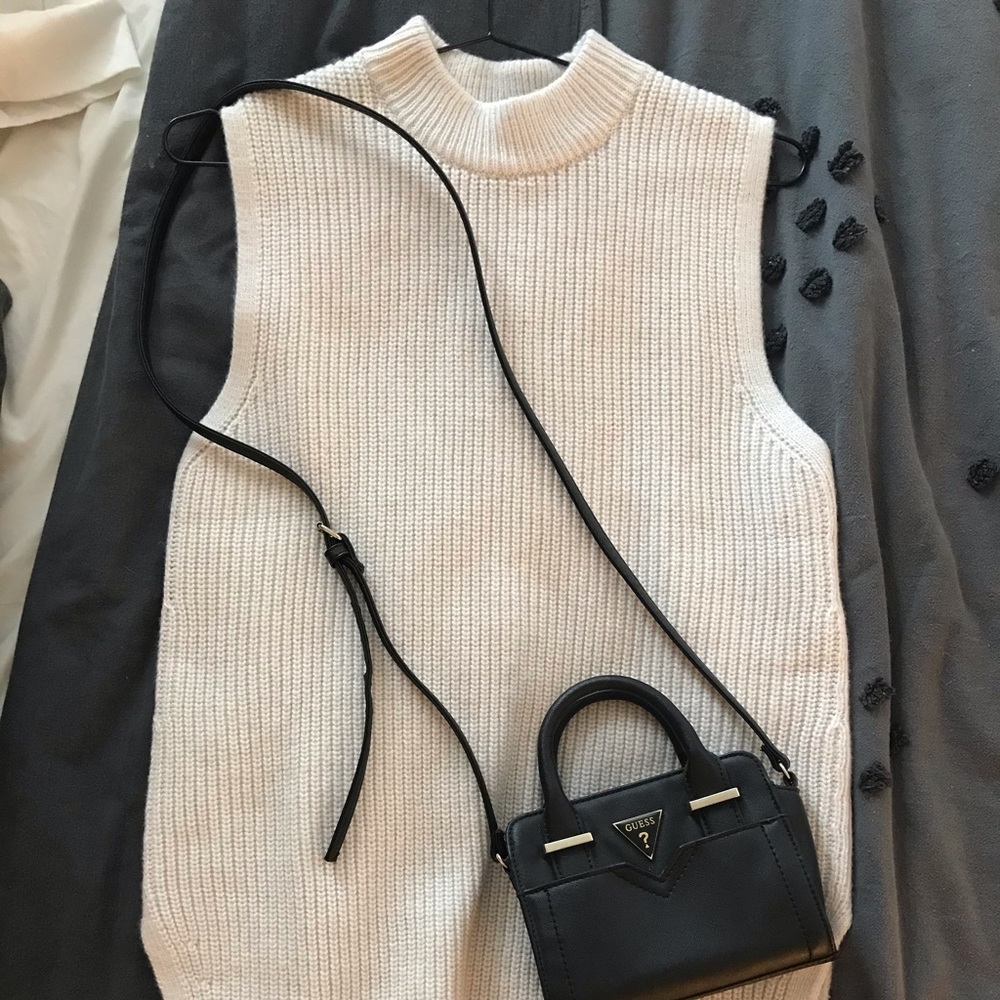 H&M vest - Picture 6 of 6